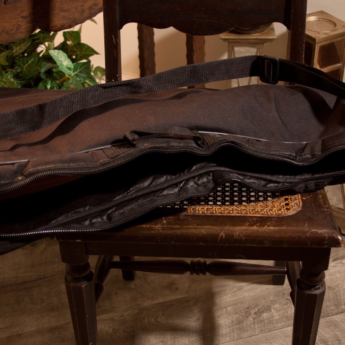 Balalaika, Prima - Walnut