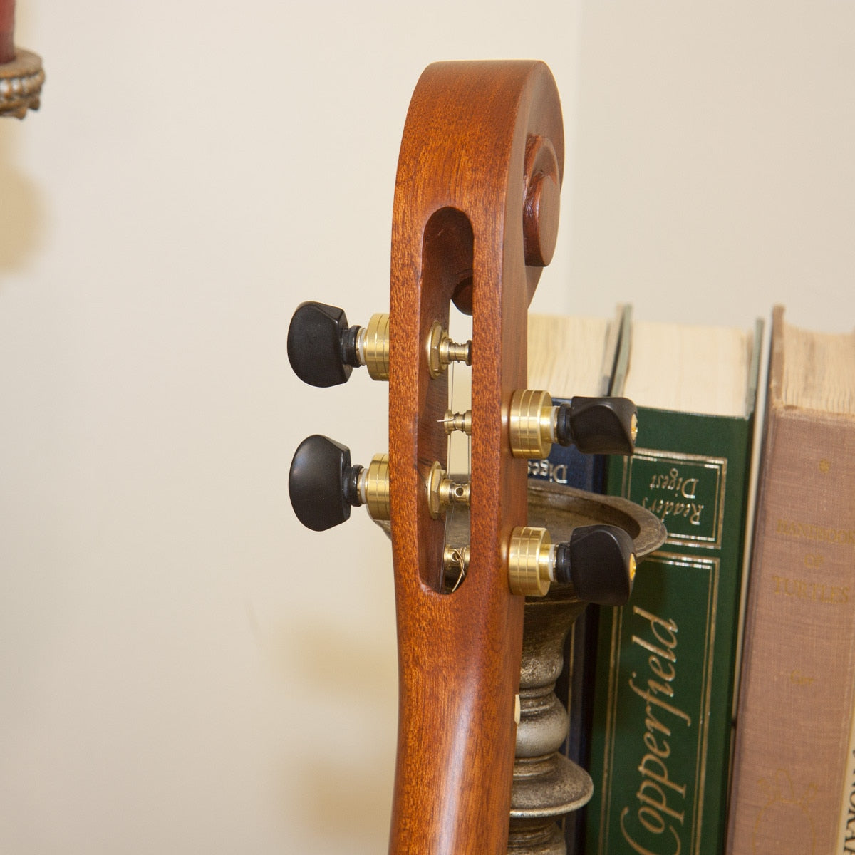 ルーズベック・ワイルドウッド・ダルシマー、ローズウッド、スクロールターン