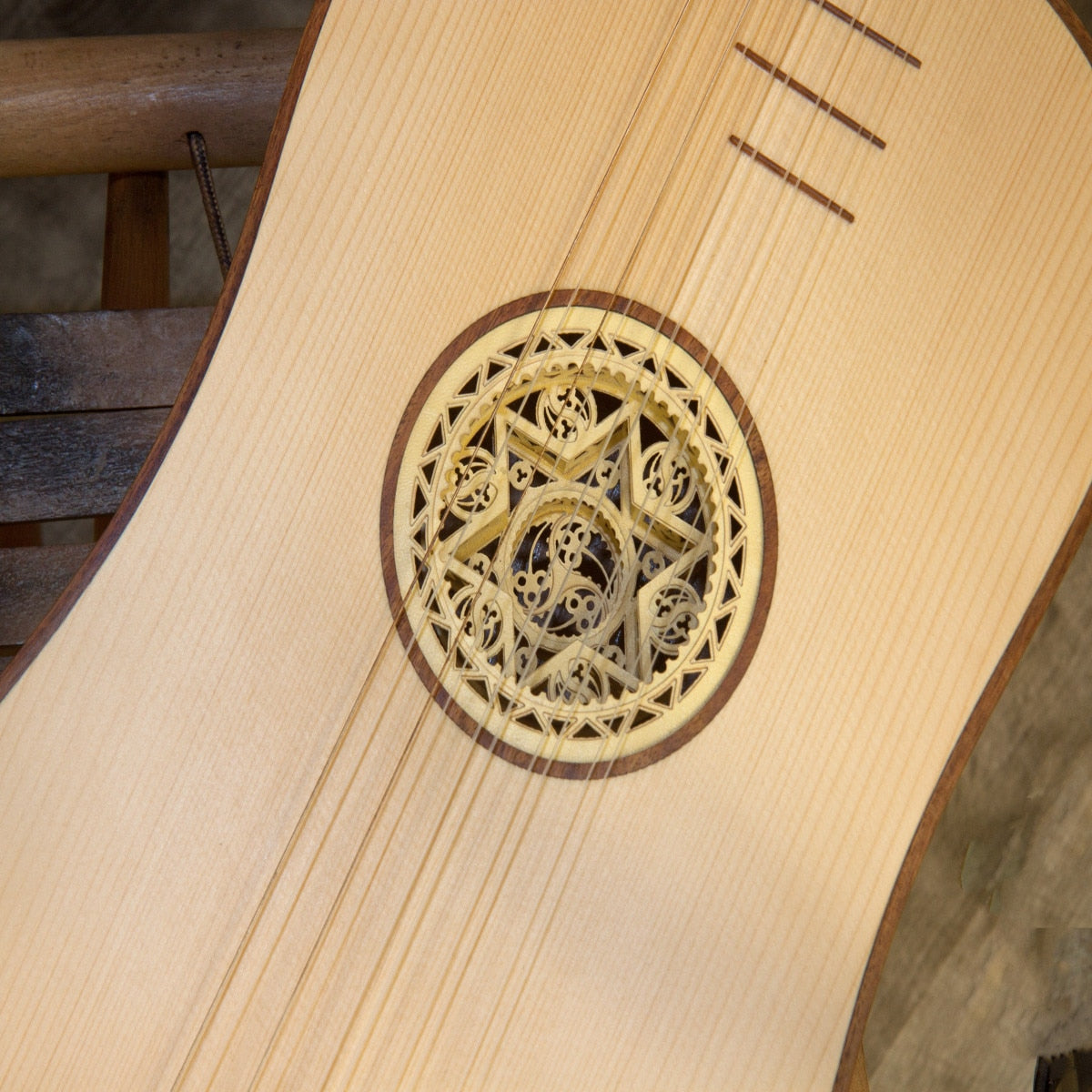 Roosebeck Baroque Guitar 5-Course