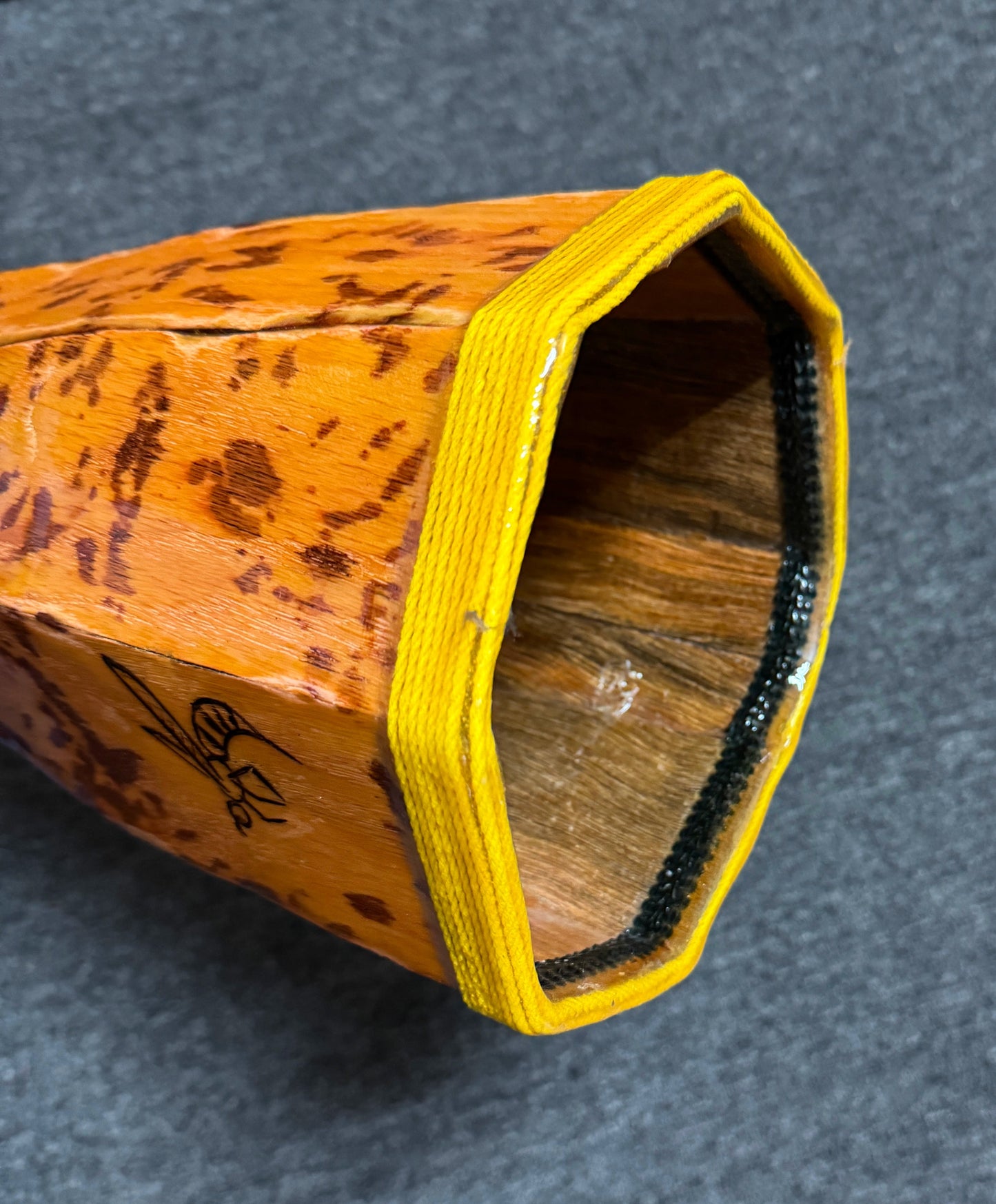 Gusty Spotted Oak Didgeridoo