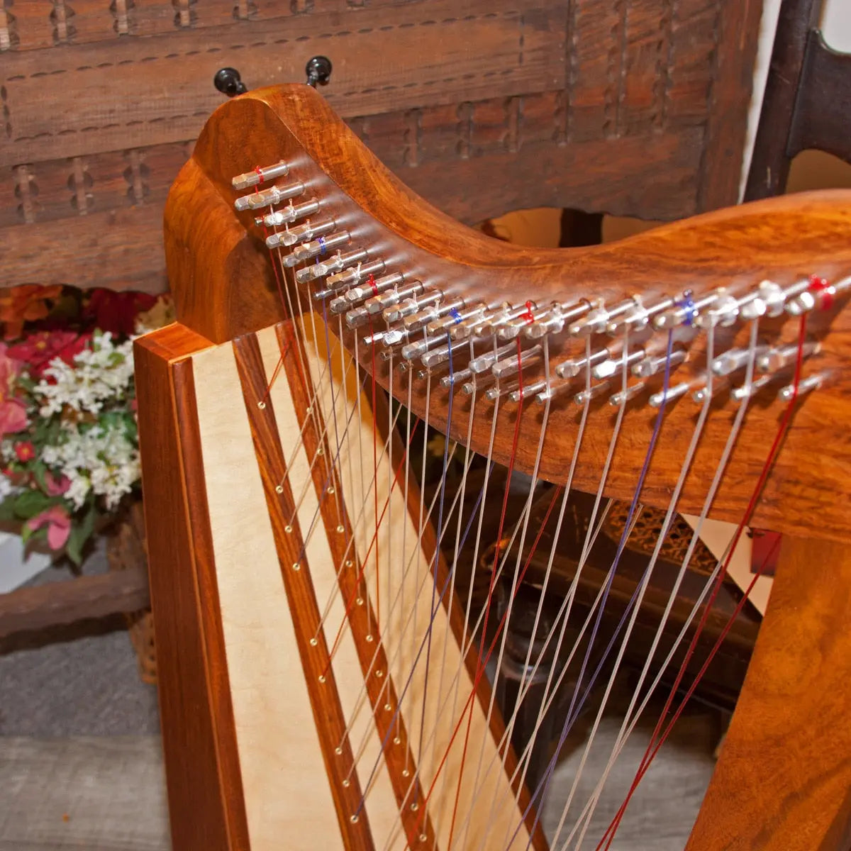 Roosebeck Caitlin Harp TM, Cross Strung Harp