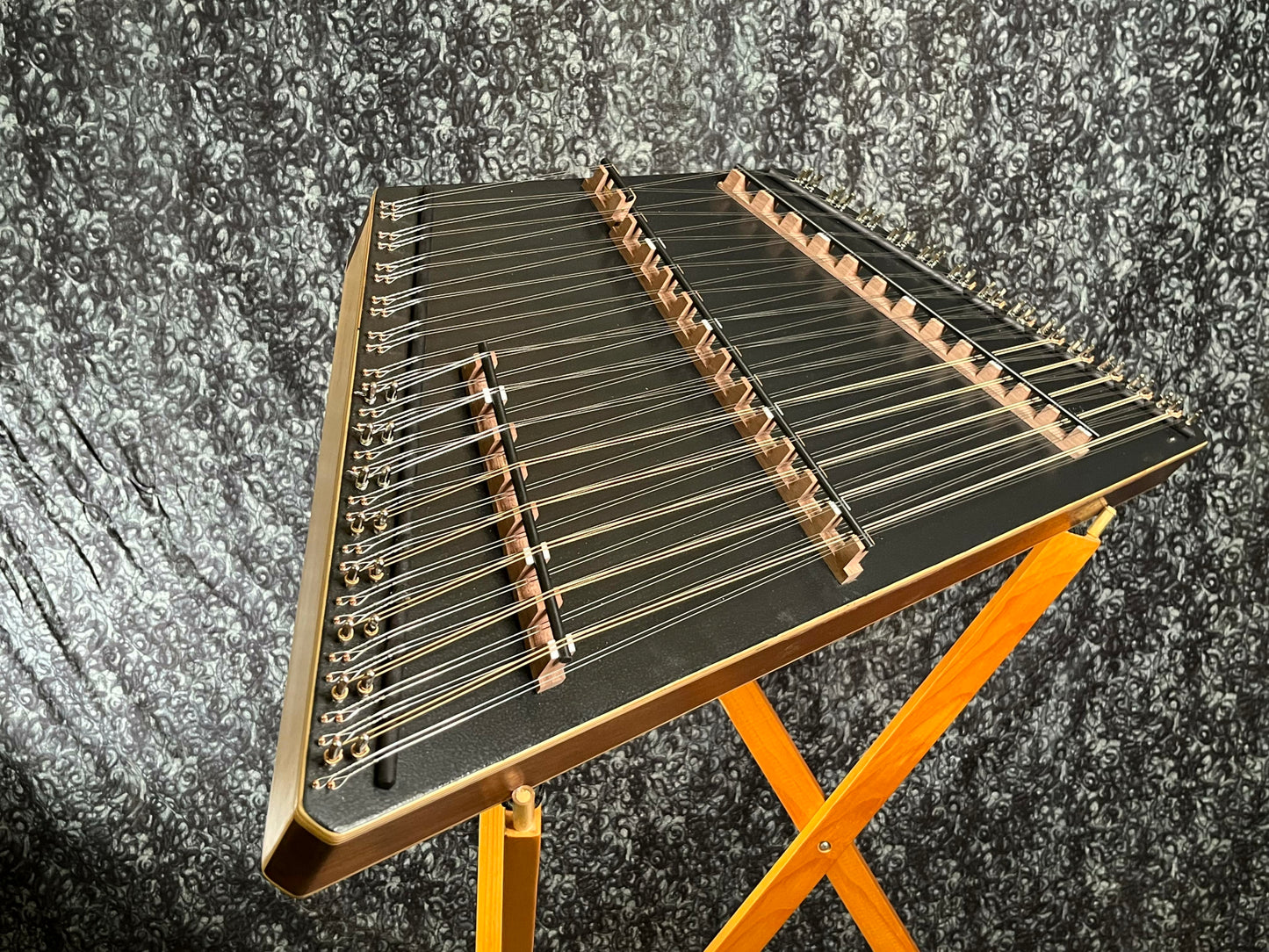 Songbird 14/13/8 Chickadee Chromatic Hammered Dulcimer Package Hammered Dulcimers Songbird Dulcimers