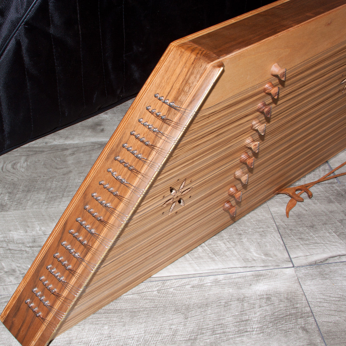 Mid-East Persian Hammered Dulcimer/Santoor - Walnut Plucked Strings - Others Mid-East