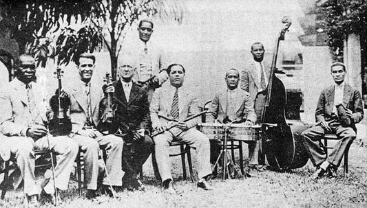 Orquesta de Antonio María Romeu, founded in 1910, was one of the first charanga francesas. (Source: Wikipedia)
