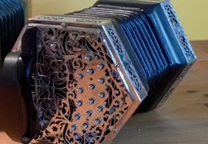 Colin Dipper: Interview With A Concertina Maker Lark in the Morning