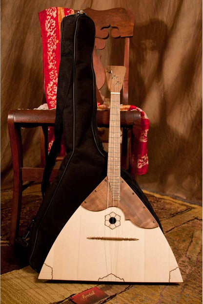 Roosebeck Deluxe Prima Balalaika, Walnut Stave Body