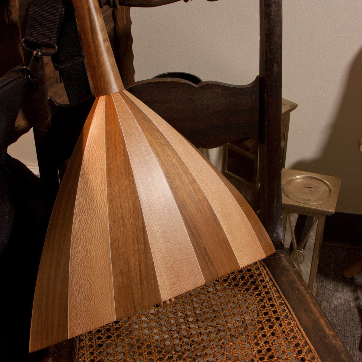 Balalaika, Prima - Walnut