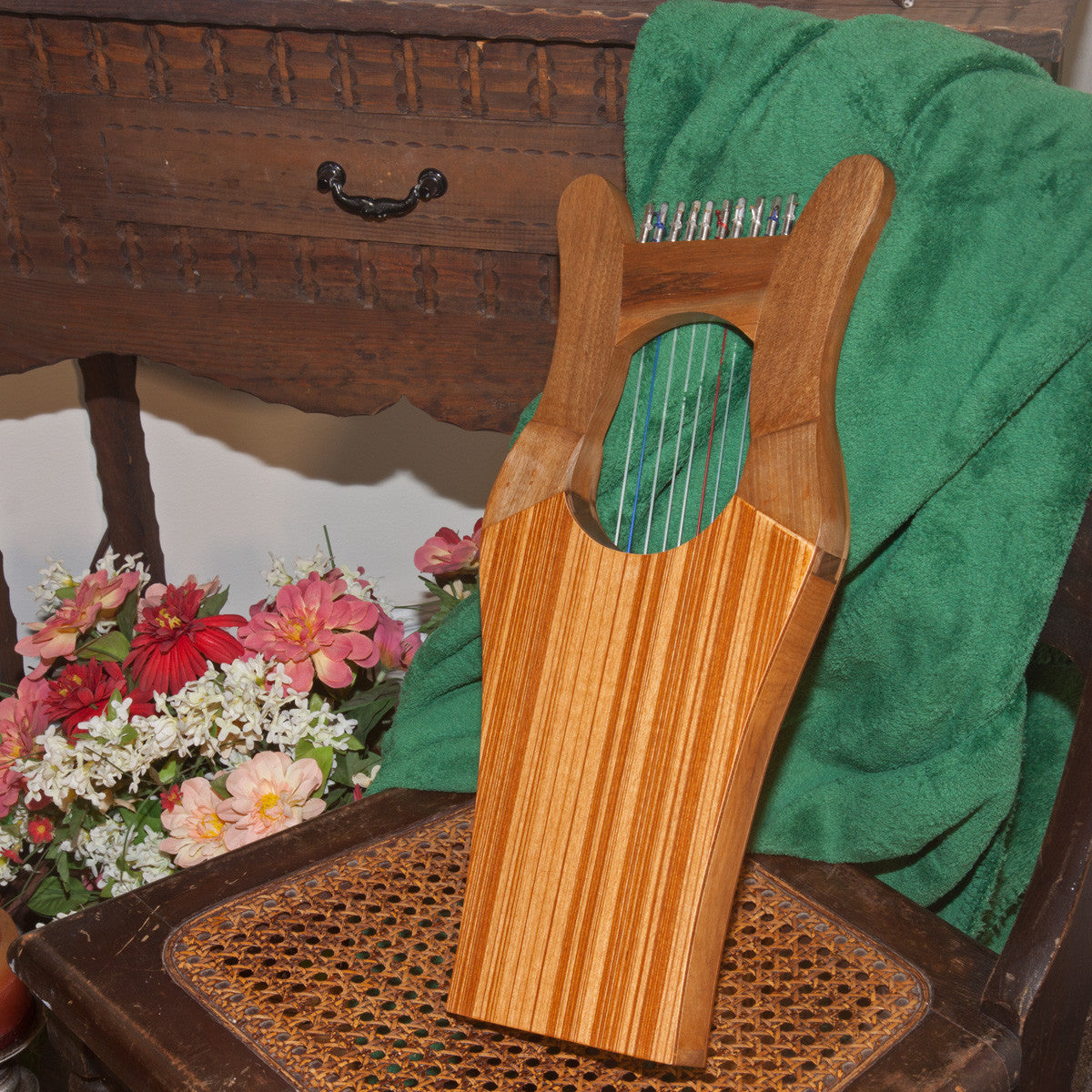 Mid-East Mini Kinnor Harp - Walnut Harps Mid-East   